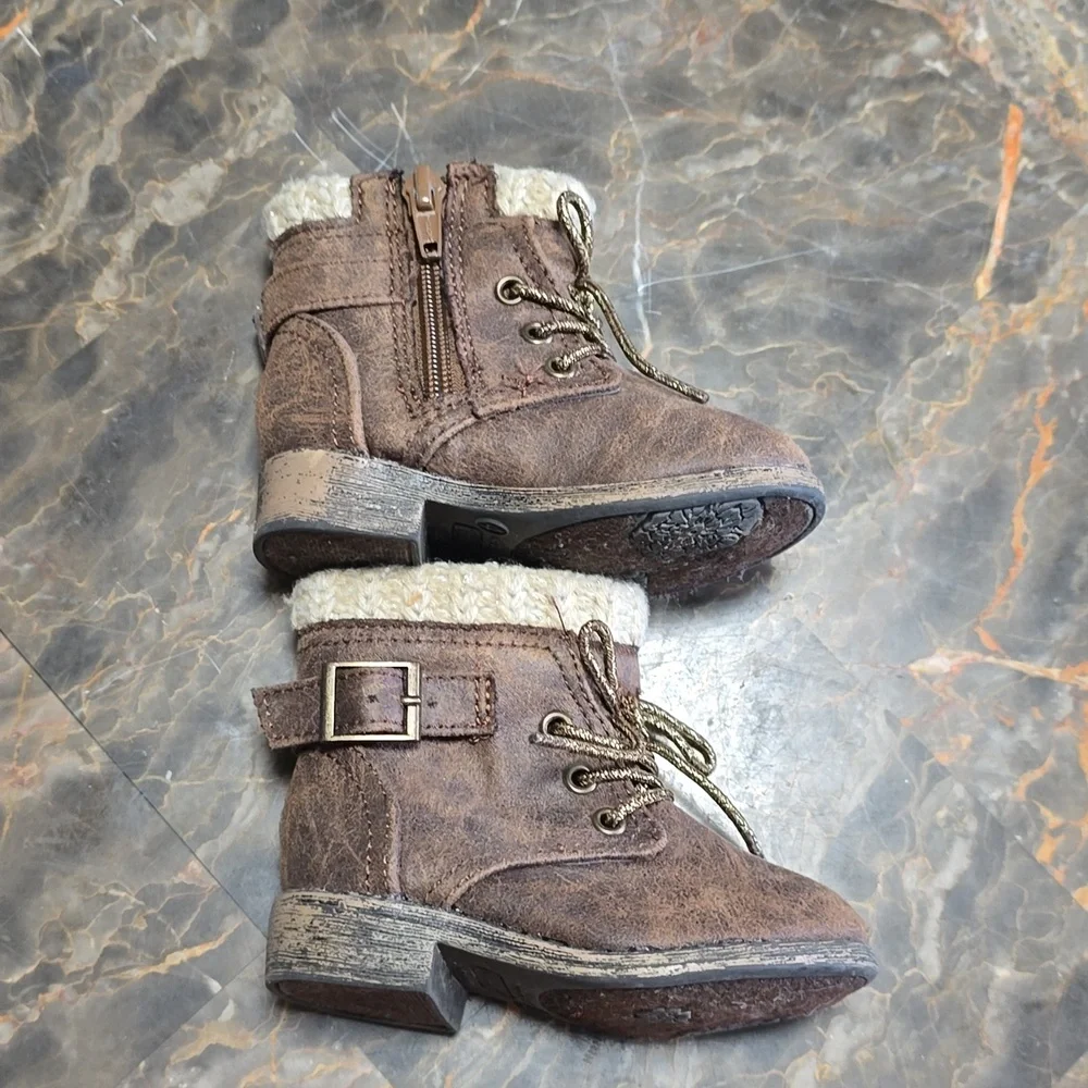 Garnimals Dark Brown Boots‎ Size 4
